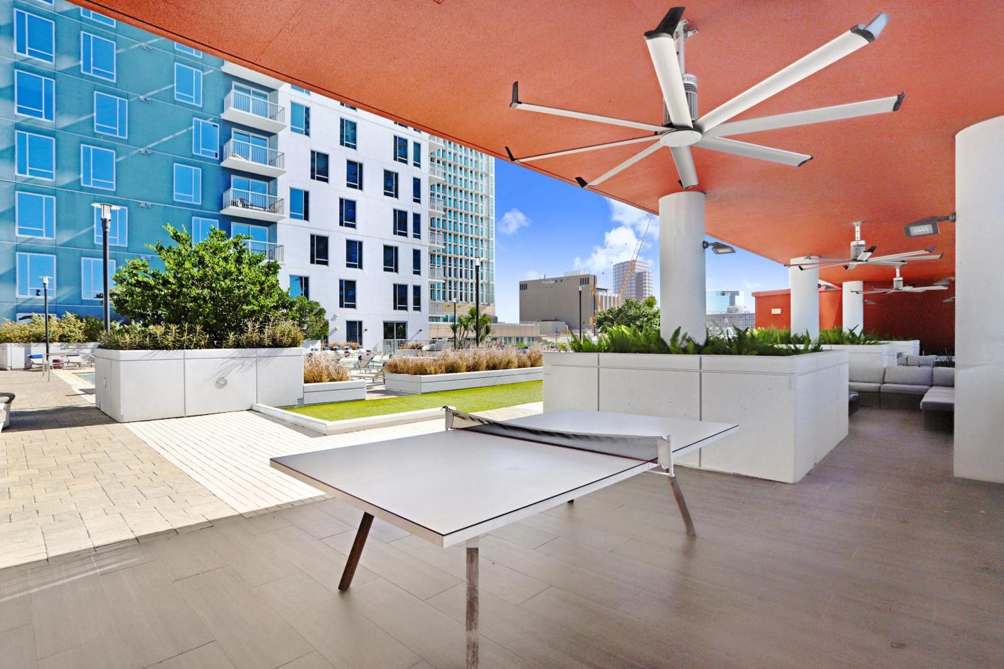 Downtown Tampa Gem 1-Bd W/Pool, Gym, & Sky Lounge Appartement Buitenkant foto