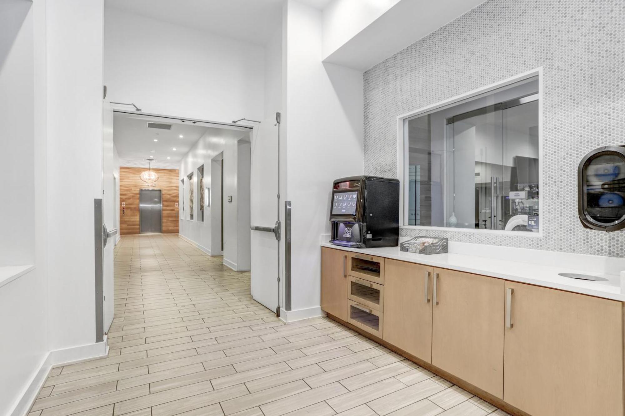Downtown Tampa Gem 1-Bd W/Pool, Gym, & Sky Lounge Appartement Buitenkant foto